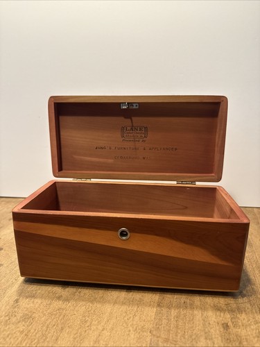 Vintage lane mini cedar chest - mini,